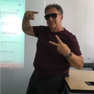 Meet your Posher, Victor